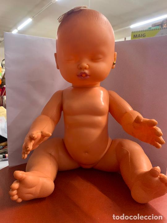 Mu&ntilde;ecas espa&ntilde;olas modernas: Antigua mu&ntilde;eca bebe, DULCE de MAJBER. Rara. 36cms - Foto 2