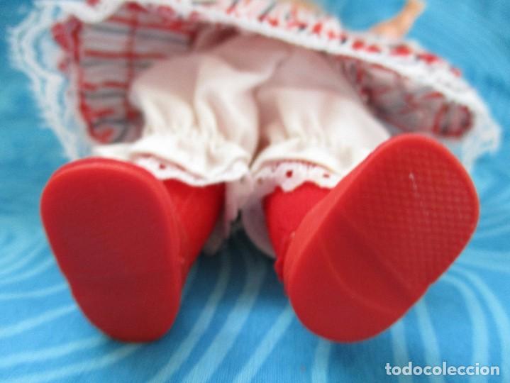 Mu&ntilde;ecas espa&ntilde;olas modernas: MU&Ntilde;ECA ALINA, LA MU&Ntilde;ECA QUE CAMINA DE B.B. - Foto 8