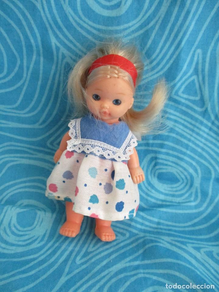 Mu&ntilde;ecas espa&ntilde;olas modernas: MINI MU&Ntilde;ECA ALINA, LA MU&Ntilde;ECA QUE CAMINA DE B.B. - Foto 3