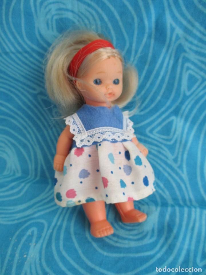 Mu&ntilde;ecas espa&ntilde;olas modernas: MINI MU&Ntilde;ECA ALINA, LA MU&Ntilde;ECA QUE CAMINA DE B.B. - Foto 5