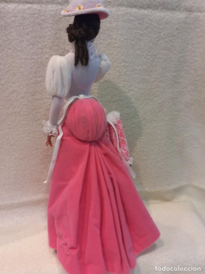 Mu&ntilde;ecas espa&ntilde;olas modernas: MU&Ntilde;ECA-43cm (MAR&Iacute;N) SOMBRILLA-CULOTE rosa - Foto 2