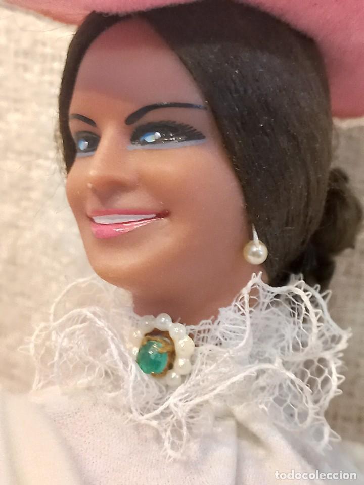 Mu&ntilde;ecas espa&ntilde;olas modernas: MU&Ntilde;ECA-43cm (MAR&Iacute;N) SOMBRILLA-CULOTE rosa - Foto 3