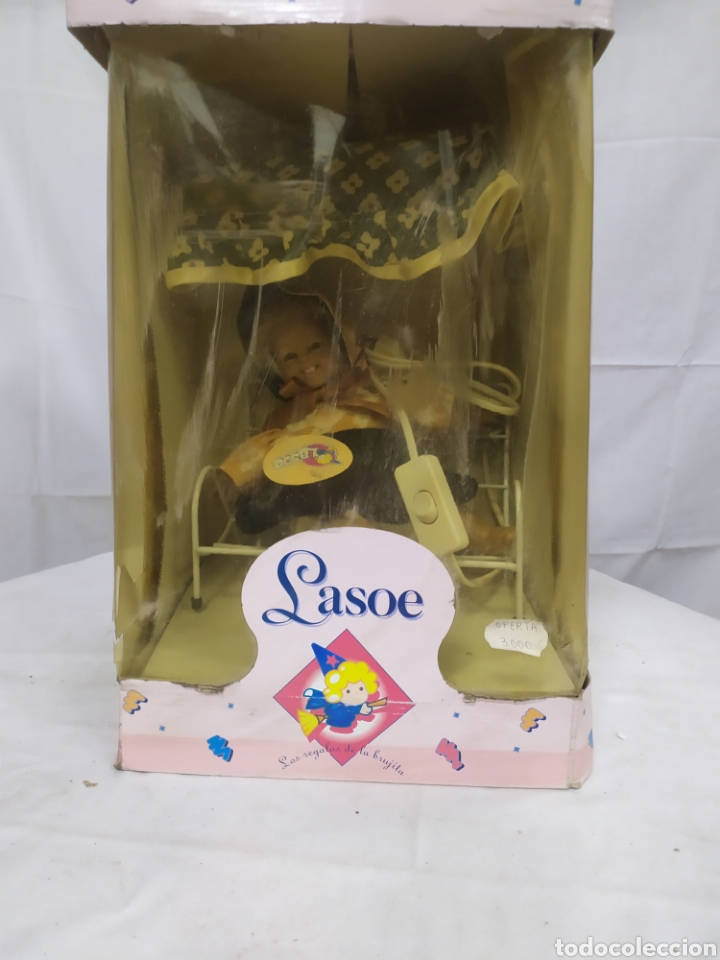 Mu&ntilde;ecas espa&ntilde;olas modernas: Mu&ntilde;eca Bruja con l&aacute;mpara de Lasoe - Foto 1
