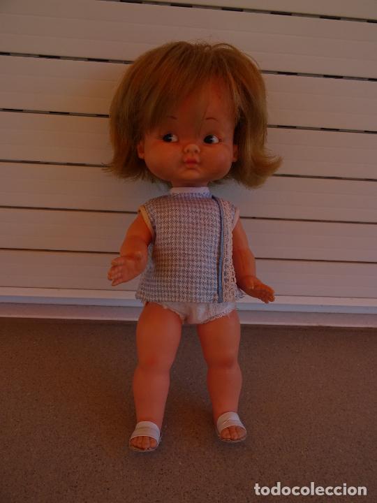 Mu&ntilde;ecas espa&ntilde;olas modernas: MU&Ntilde;ECA RAPACI&Ntilde;A DE FAMOSA - Foto 1