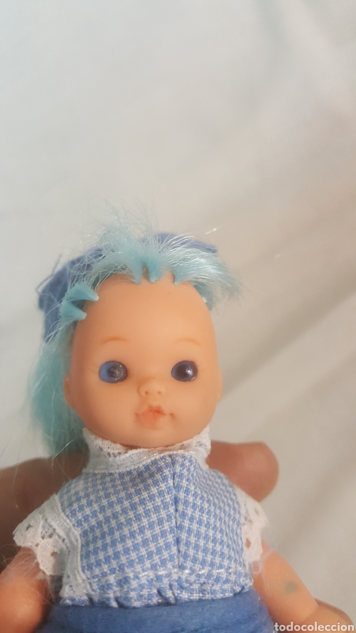 Mu&ntilde;ecas espa&ntilde;olas modernas: PEQUE&Ntilde;A MU&Ntilde;ECA PELO AZUL - Foto 4