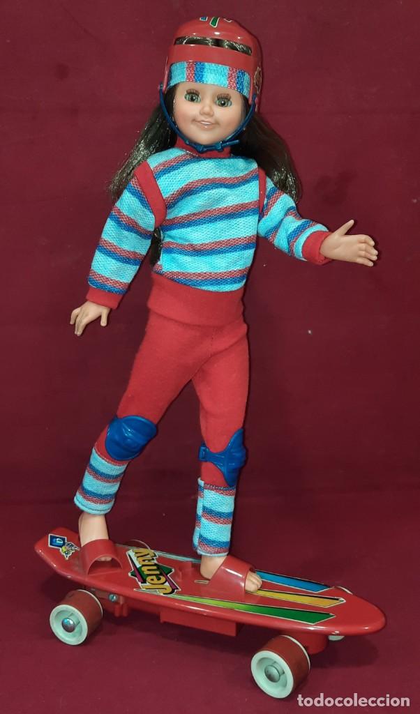 Mu&ntilde;ecas espa&ntilde;olas modernas: MU&Ntilde;ECA JENNY CON PATIN - Foto 1