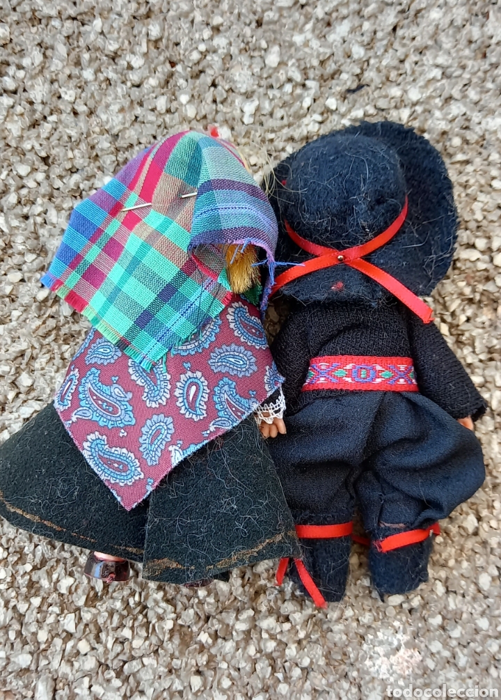 Mu&ntilde;ecas espa&ntilde;olas modernas: Pareja con traje regional - Foto 2