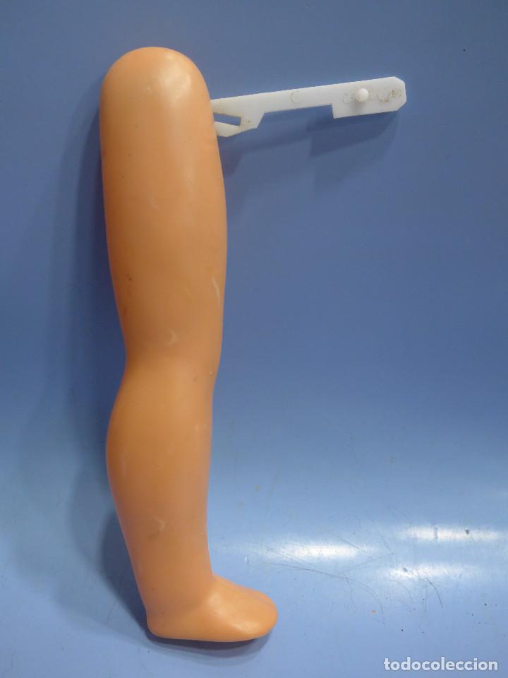 Mu&ntilde;ecas espa&ntilde;olas modernas: LOTE DE 3 PIERNAS PARA MU&Ntilde;ECA - Foto 14