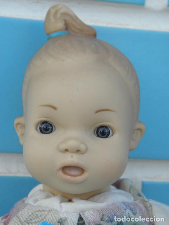 Mu&ntilde;ecas espa&ntilde;olas modernas: Antigua mu&ntilde;eca Henifer tipo gestitos Expression Doll - Foto 2