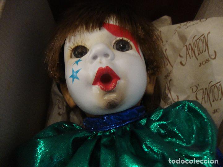 Mu&ntilde;ecas espa&ntilde;olas modernas: MU&Ntilde;ECO DANTON PAYASO EN CAJA - Foto 2