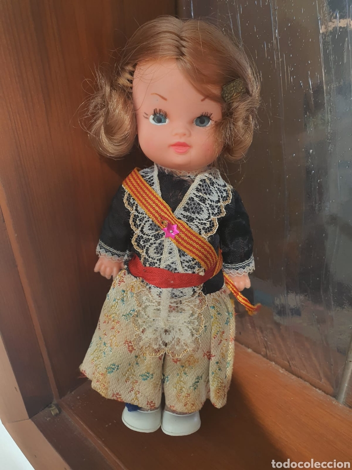 Mu&ntilde;ecas espa&ntilde;olas modernas: Mu&ntilde;eca Regional de Valencia - Foto 2