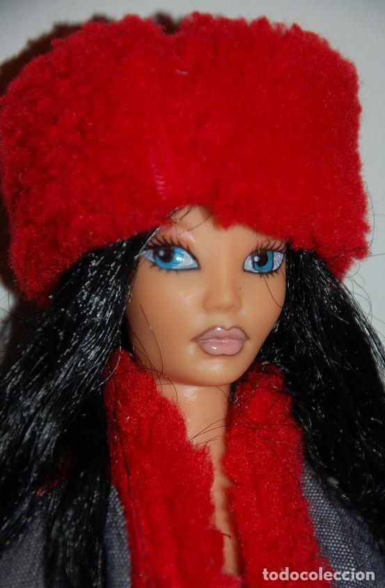 Mu&ntilde;ecas espa&ntilde;olas modernas: MU&Ntilde;ECA BERJUAN 2003 VESTIDA CON MODELO DE INVIERNO - Foto 4