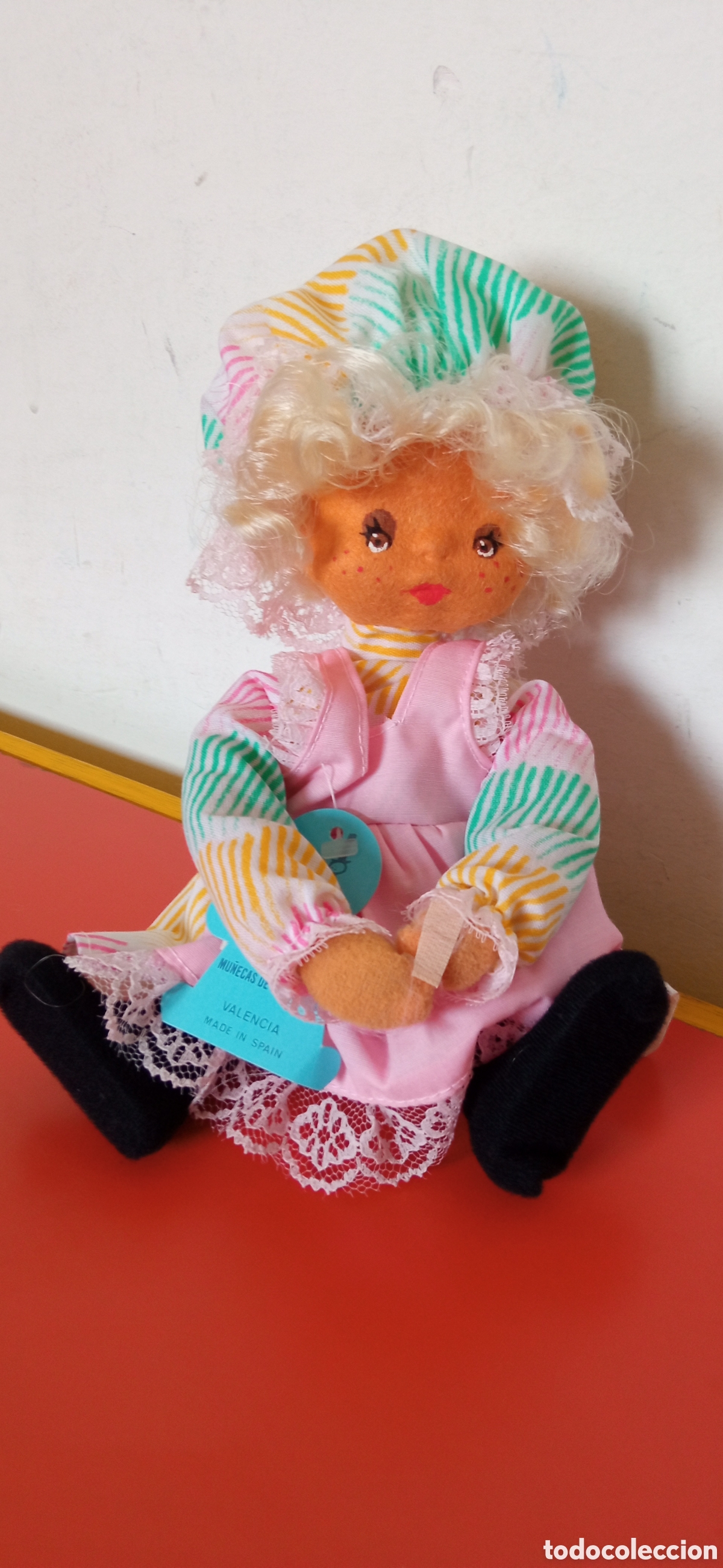 Mu&ntilde;ecas espa&ntilde;olas modernas: MU&Ntilde;ECA DE TRAPO POSTURAS.LAYNA 80/90S.SIN USO. - Foto 2