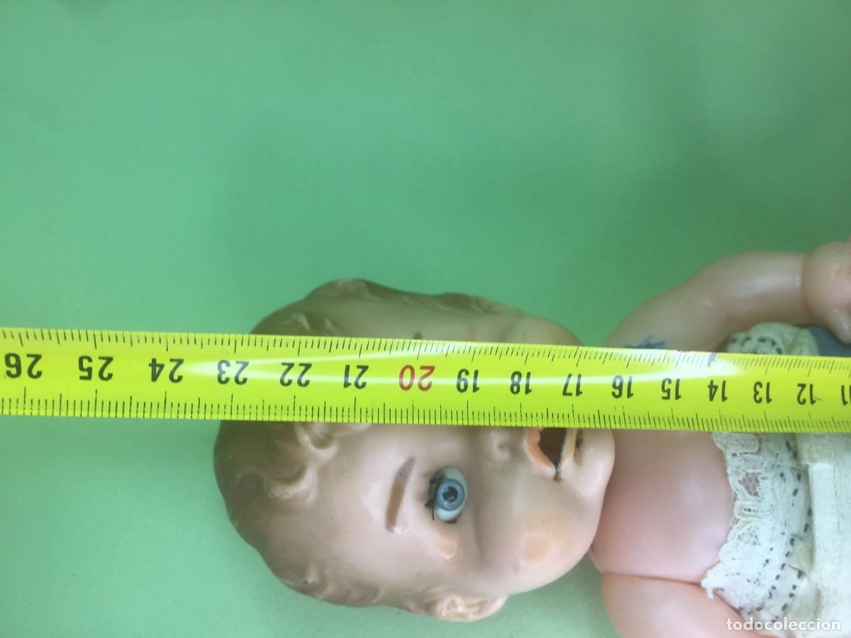 Mu&ntilde;ecas espa&ntilde;olas modernas: MU&Ntilde;ECA CABEZA BASCULANTE DE CELULOIDE Y CUERPO DE PLASTICO - Foto 6