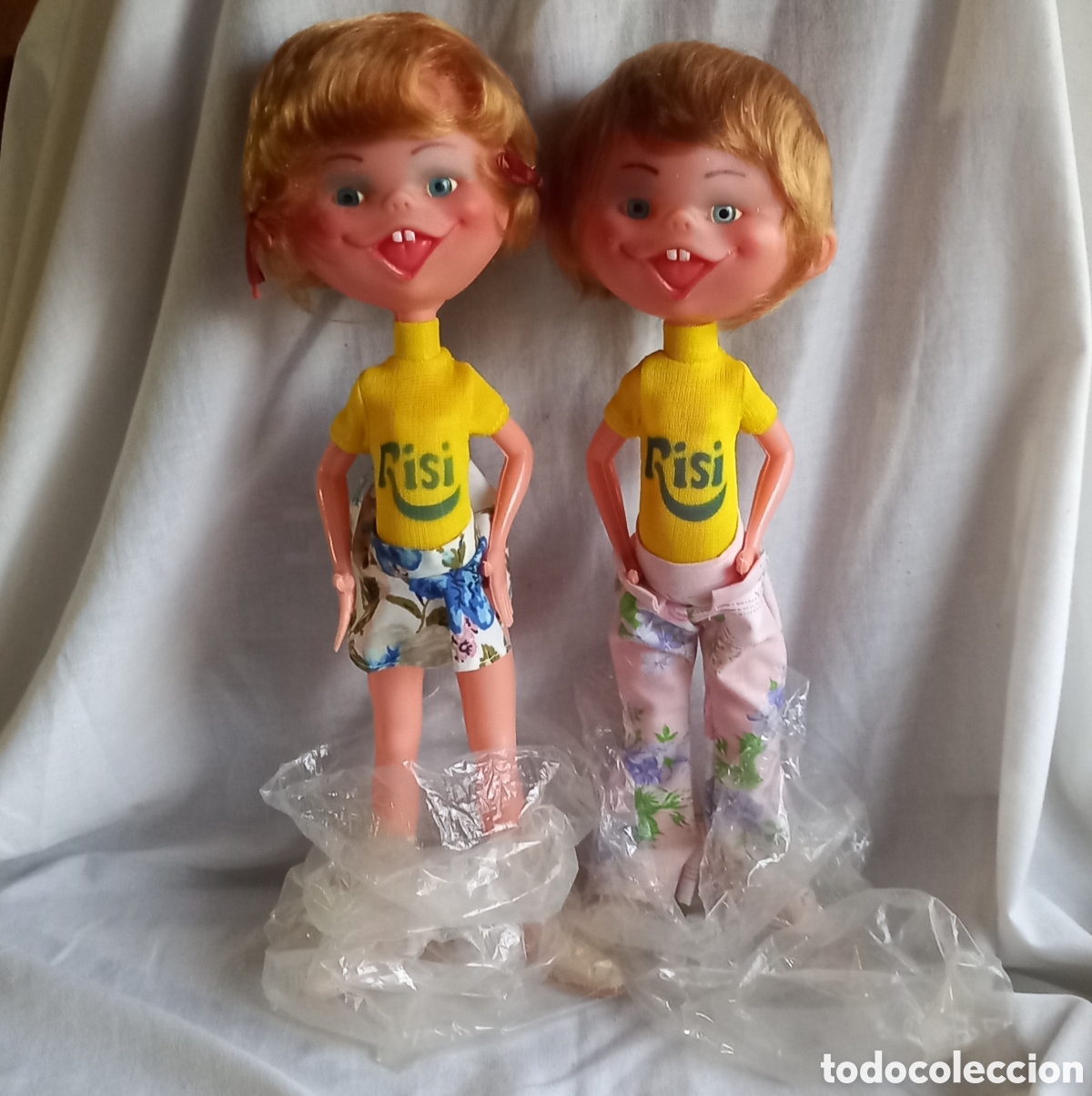 Mu&ntilde;ecas espa&ntilde;olas modernas: PAREJA DE MU&Ntilde;ECOS RISI EN SU BOLSA, ANTIGUOS - Foto 1