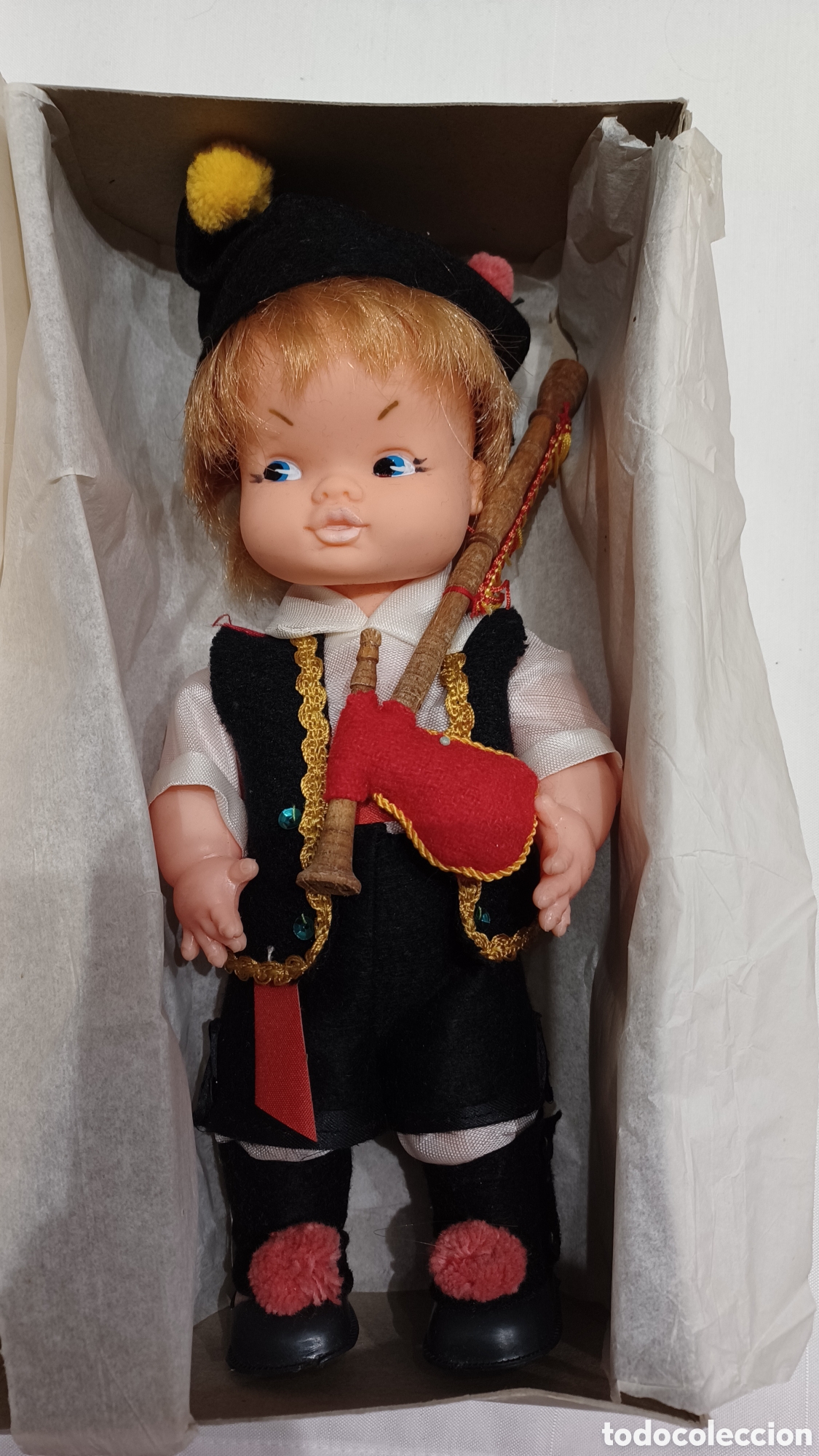 Mu&ntilde;ecas espa&ntilde;olas modernas: Mu&ntilde;eco regional 25 cm en caja - Foto 2