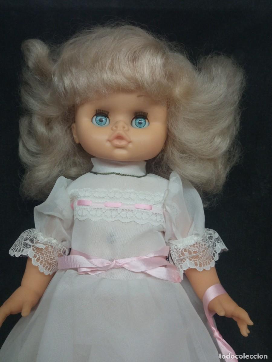 Mu&ntilde;ecas espa&ntilde;olas modernas: Mu&ntilde;eca a&ntilde;os 70 comunion - Foto 1