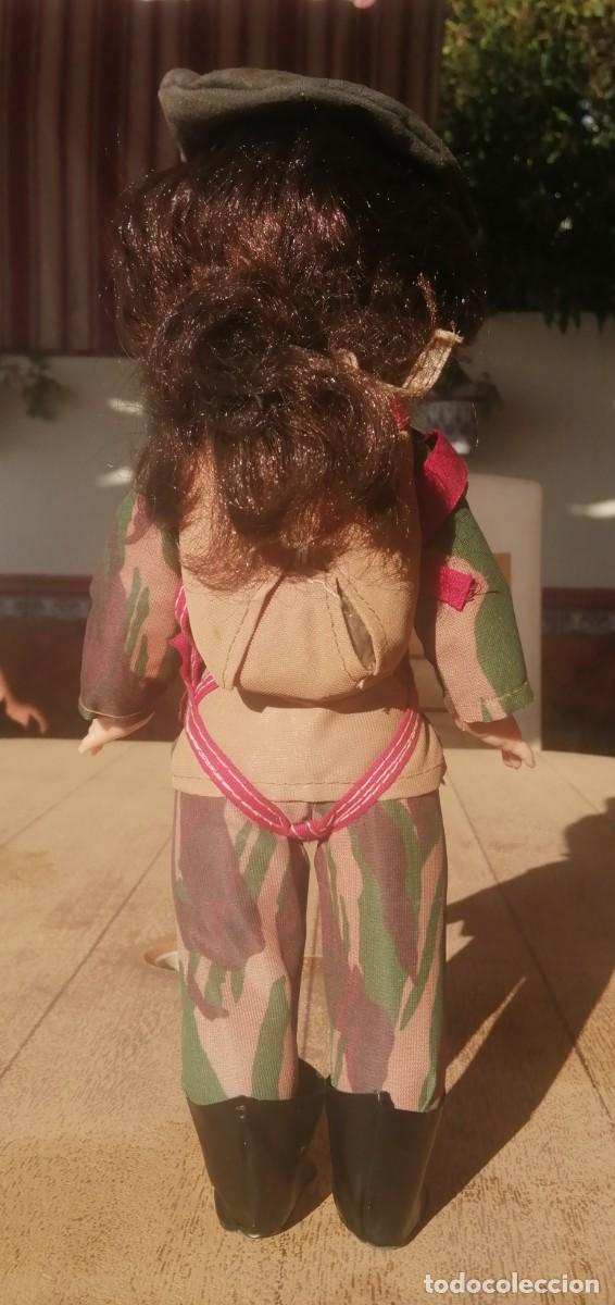 Mu&ntilde;ecas espa&ntilde;olas modernas: Mu&ntilde;eca Brigada Paracaidista - Foto 3