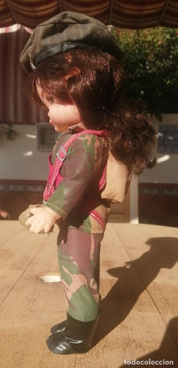 Mu&ntilde;ecas espa&ntilde;olas modernas: Mu&ntilde;eca Brigada Paracaidista - Foto 5