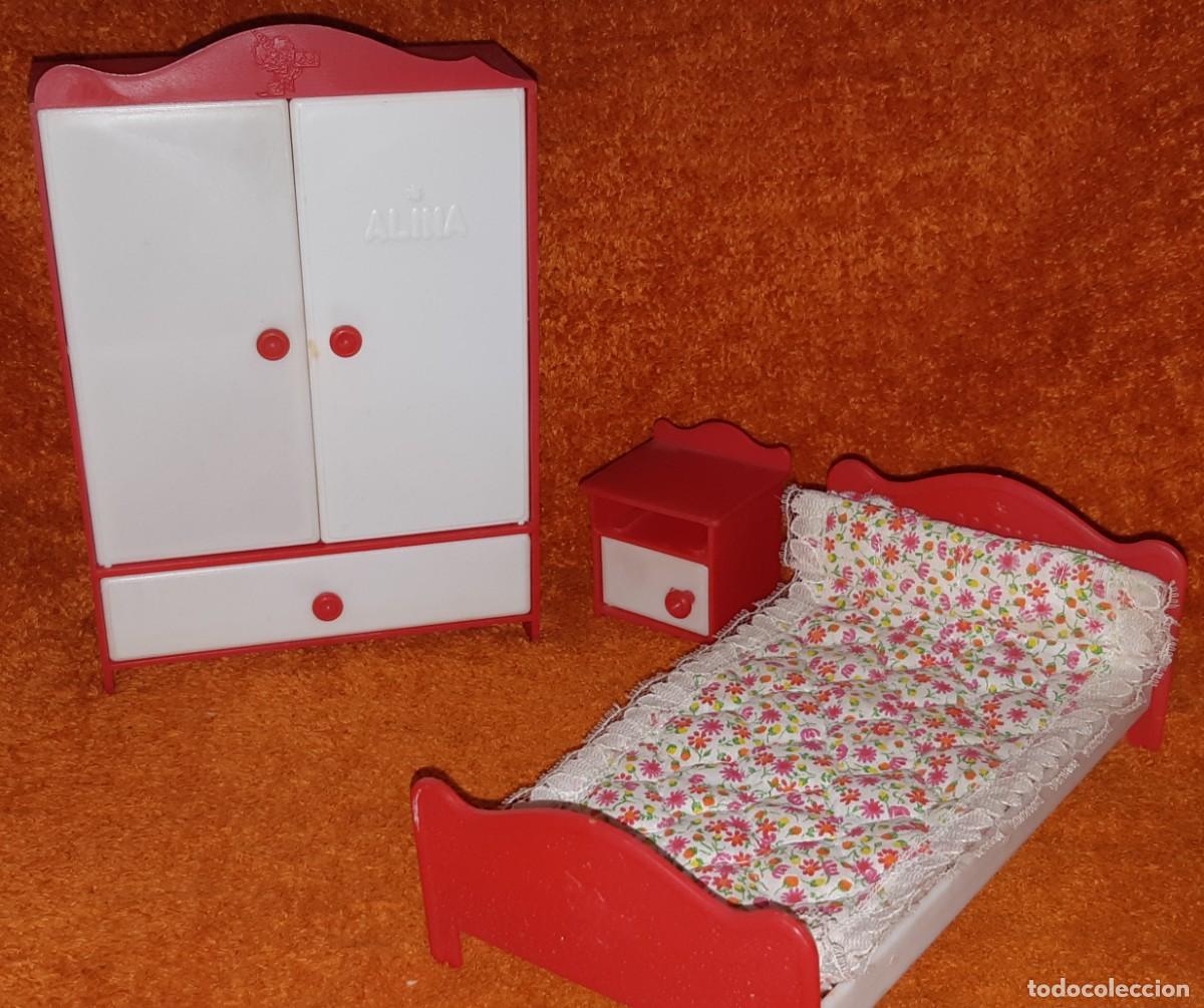 Bambole Spagnole Moderne: HABITACION MU&Ntilde;ECA ALINA ARMARIO CAMA MESITA NECESITA ARREGLAR