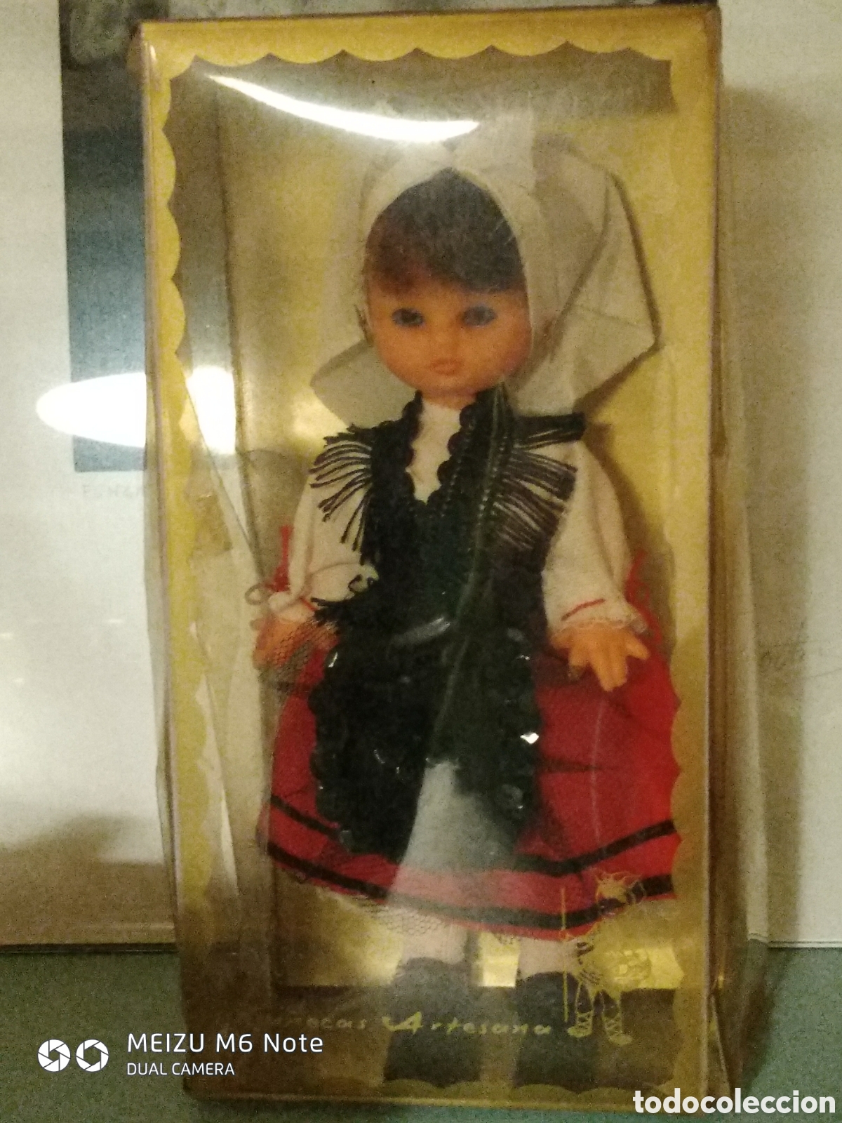 Mu&ntilde;ecas espa&ntilde;olas modernas: Mu&ntilde;ecas artesana regional - Foto 2