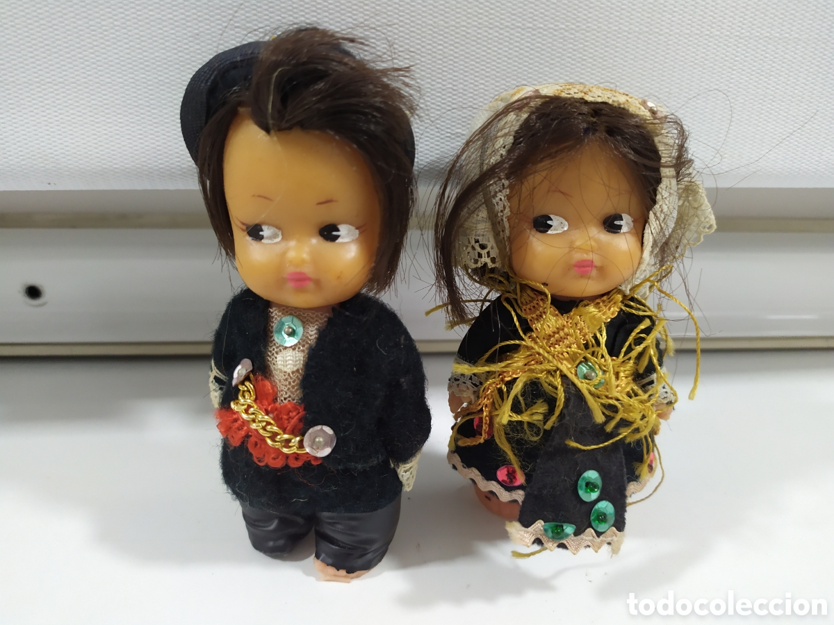 Mu&ntilde;ecas espa&ntilde;olas modernas: Pareja peque&ntilde;os mu&ntilde;ecos regionales - Foto 1