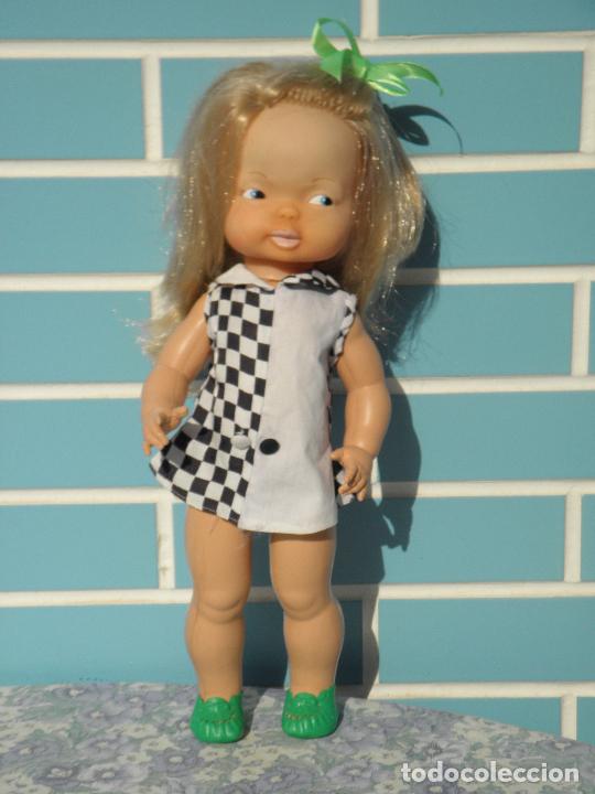 Mu&ntilde;ecas espa&ntilde;olas modernas: Antigua mu&ntilde;eca rubia de 37 cm - Foto 1