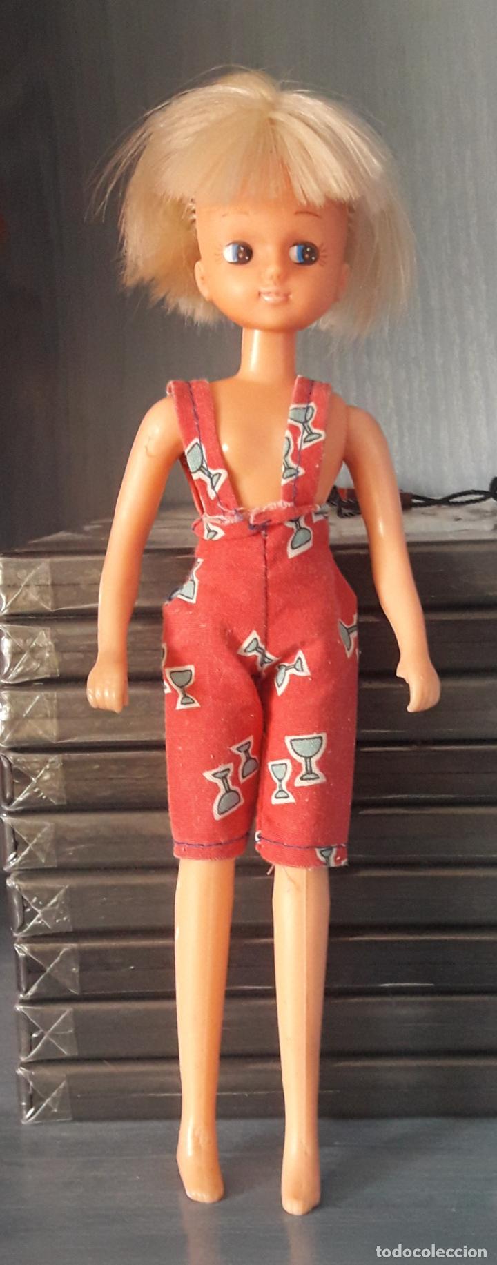 Mu&ntilde;ecas espa&ntilde;olas modernas: MU&Ntilde;ECA CHABEL CON MONO ORIGINAL DE FEBER - Foto 1