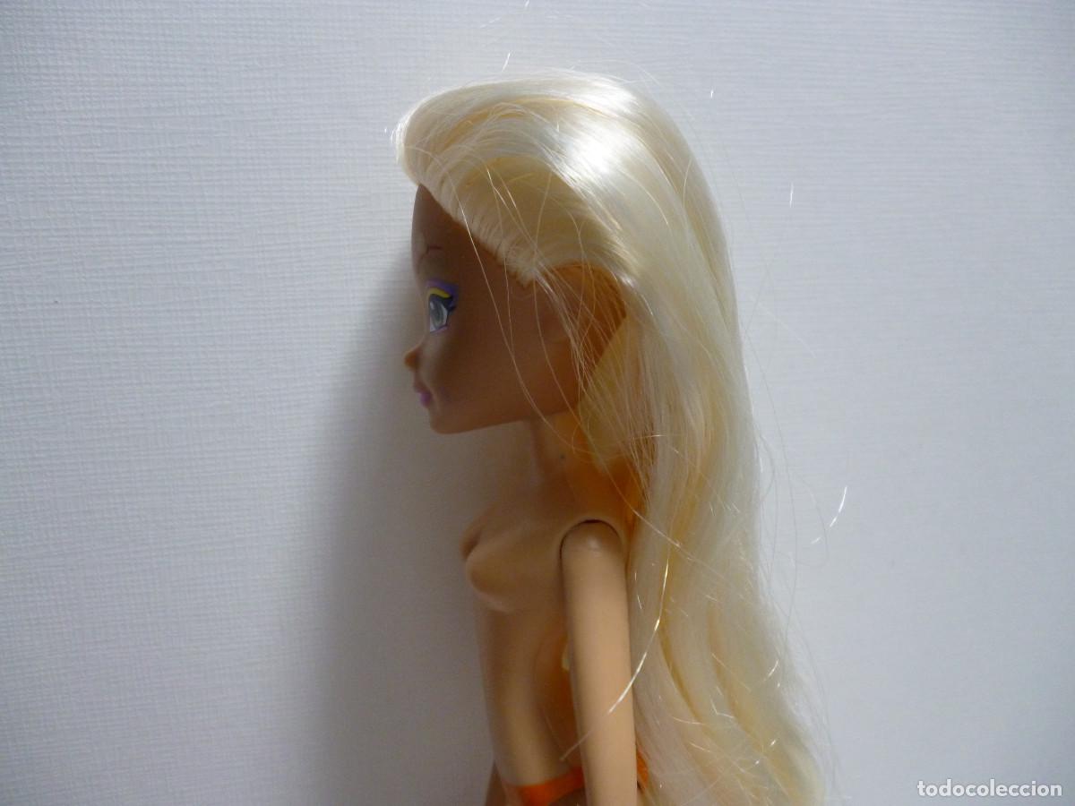 Mu&ntilde;ecas espa&ntilde;olas modernas: MU&Ntilde;ECA WINX STELLA DE RAINBOW 2009 - Foto 3