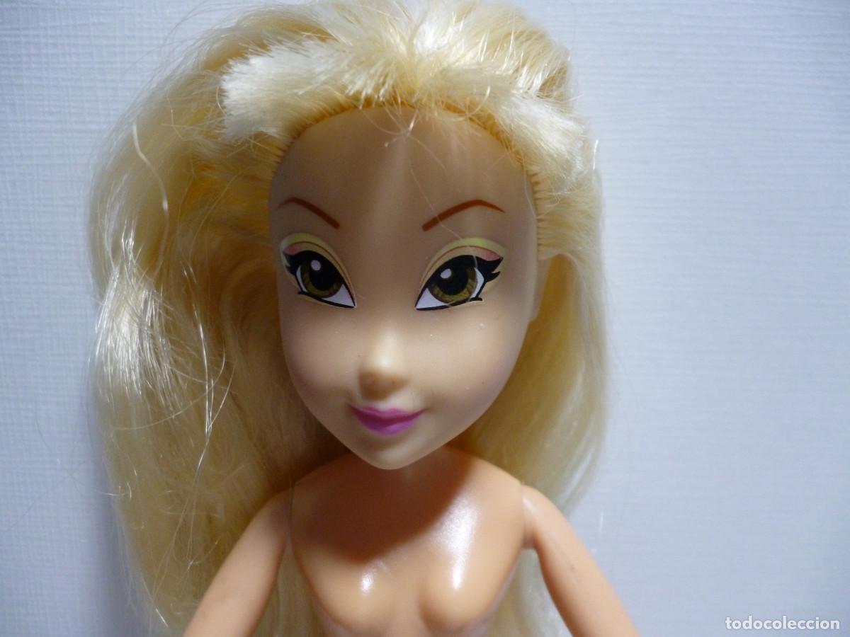 Mu&ntilde;ecas espa&ntilde;olas modernas: MU&Ntilde;ECA WINX STELLA DE RAINBOW 2009 CON FLEQUILLO - Foto 1