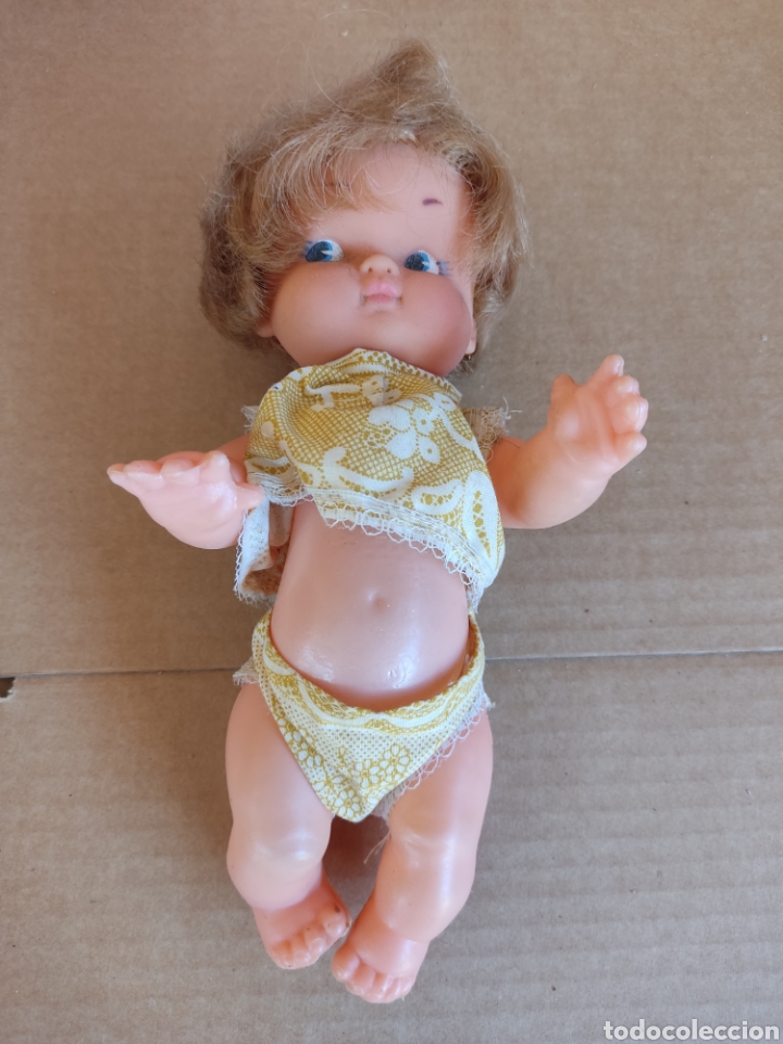 Mu&ntilde;ecas espa&ntilde;olas modernas: Mu&ntilde;eca antigua de pl&aacute;stico no veo la marca - Foto 1
