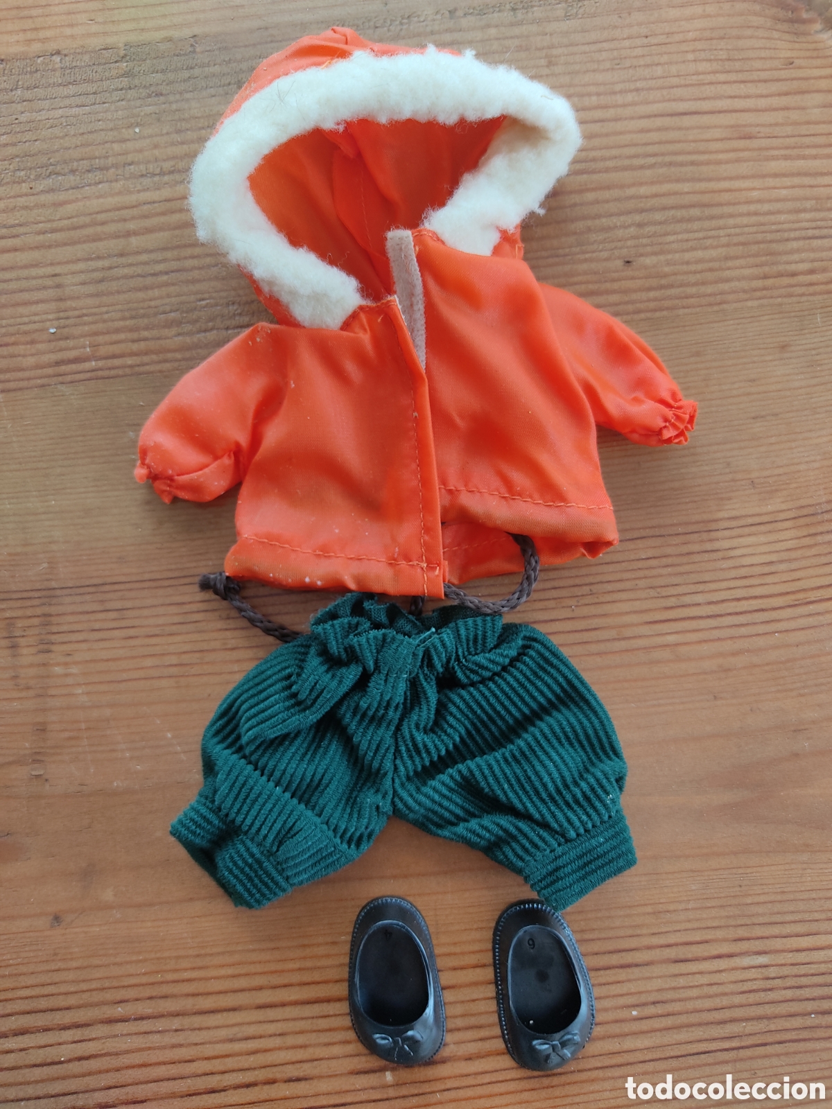 Mu&ntilde;ecas espa&ntilde;olas modernas: conjunto de ropa Jesmar - Foto 1