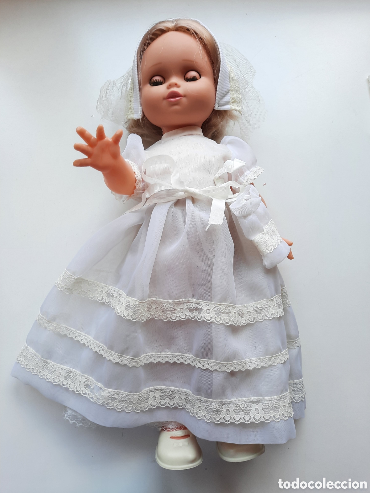Mu&ntilde;ecas espa&ntilde;olas modernas: Mu&ntilde;eca vestida de comuni&oacute;n, a&ntilde;os 80 - Foto 2