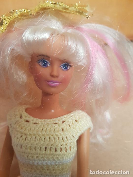 Mu&ntilde;ecas espa&ntilde;olas modernas: BARBIE 1994 HASBRO - Foto 3