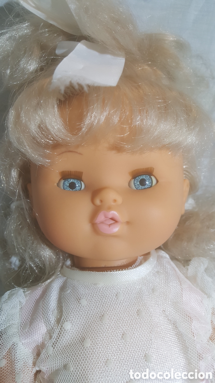 Mu&ntilde;ecas espa&ntilde;olas modernas: MU&Ntilde;ECA DE COMUNI&Oacute;N RUBIA CON OJOS AZULES DE MU&Ntilde;ECAS B.B - Foto 2