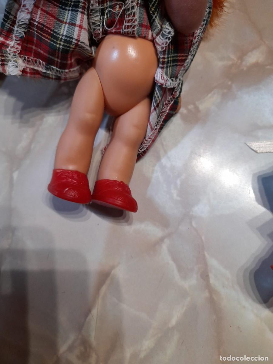 Mu&ntilde;ecas espa&ntilde;olas modernas: MU&Ntilde;ECA DE FEBER MINI POCAS PECAS COMPLETA DE ORIGEN - Foto 4