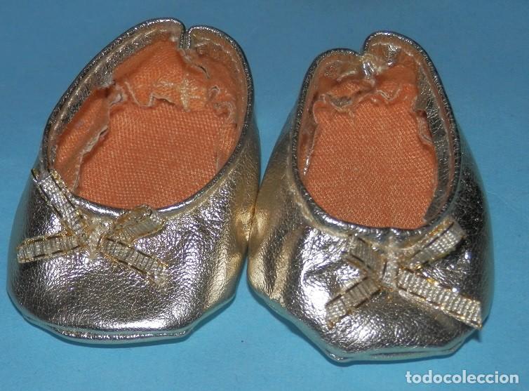 Mu&ntilde;ecas espa&ntilde;olas modernas: UN PAR DE ZAPATOS PARA MU&Ntilde;ECA - Foto 1