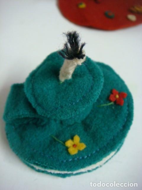 Mu&ntilde;ecas Espa&ntilde;olas Modernas: FIGURA DE UNA PALMATORIA ECHA DE TELA DE FIELTRO ANTIGUA-CAJ-B-N&ordm;-156