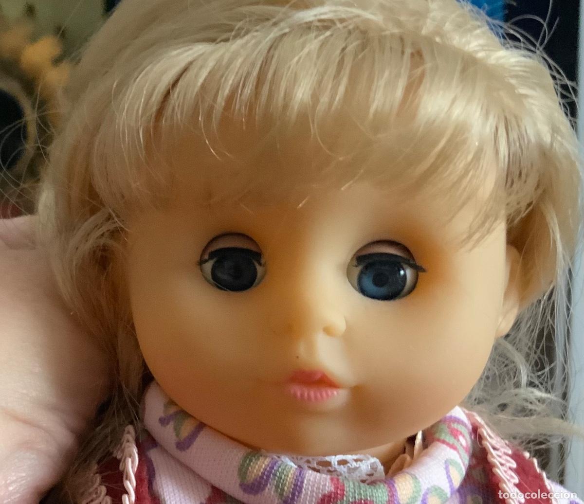 Mu&ntilde;ecas espa&ntilde;olas modernas: MU&Ntilde;ECA DULCE EMY OLOR A VAINILLA - Foto 3
