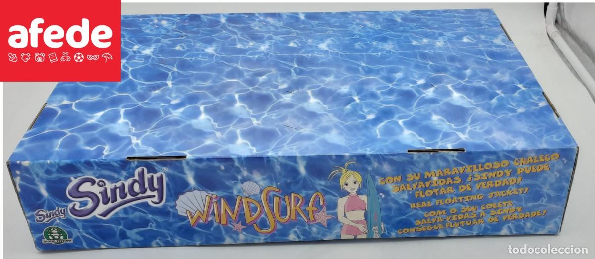 Mu&ntilde;ecas espa&ntilde;olas modernas: EXPOSITOR SINDY WINDSURF DEL A&Ntilde;O 2001 - Foto 3