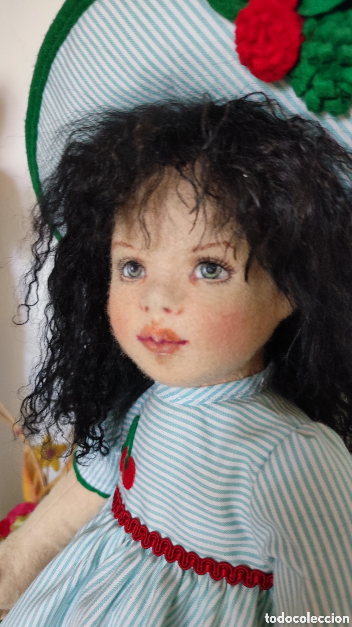 Mu&ntilde;ecas espa&ntilde;olas modernas: Mu&ntilde;eca de fieltro mide 44cm - Foto 3