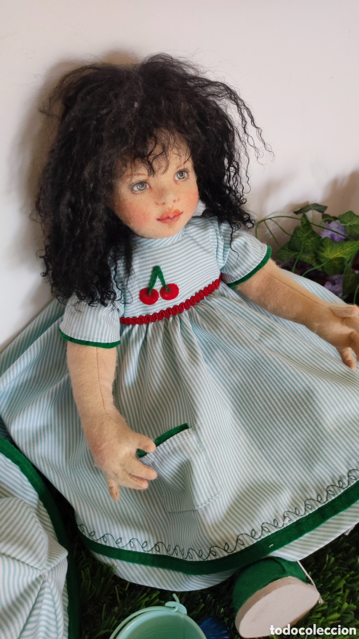 Mu&ntilde;ecas espa&ntilde;olas modernas: Mu&ntilde;eca de fieltro mide 44cm - Foto 9