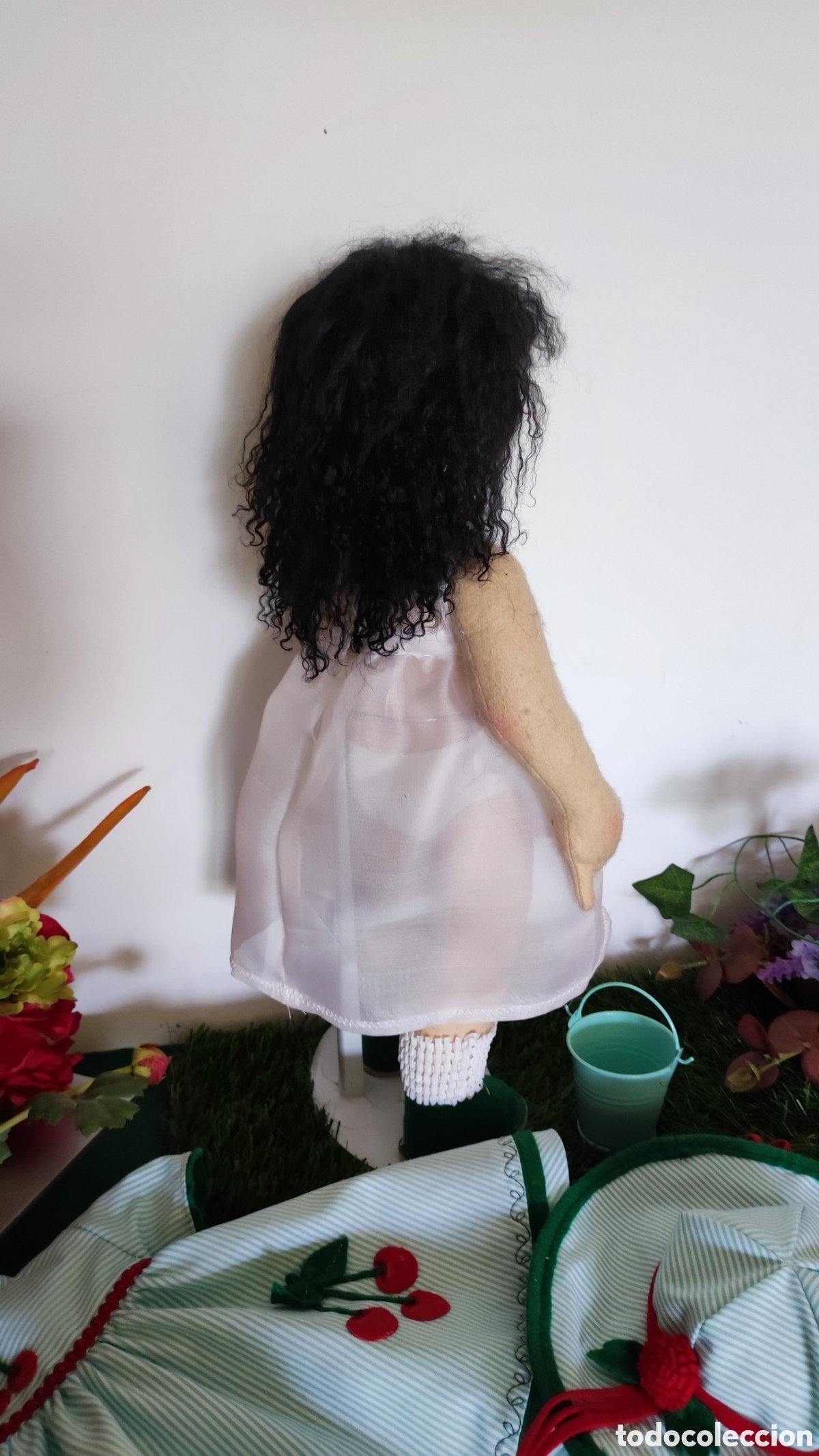 Mu&ntilde;ecas espa&ntilde;olas modernas: Mu&ntilde;eca de fieltro mide 44cm - Foto 11