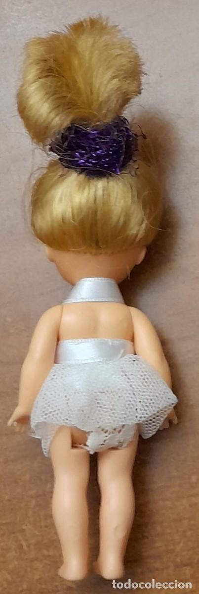 Mu&ntilde;ecas espa&ntilde;olas modernas: PEQUE&Ntilde;A MU&Ntilde;ECA DE MATTEL, 1994 - Foto 2