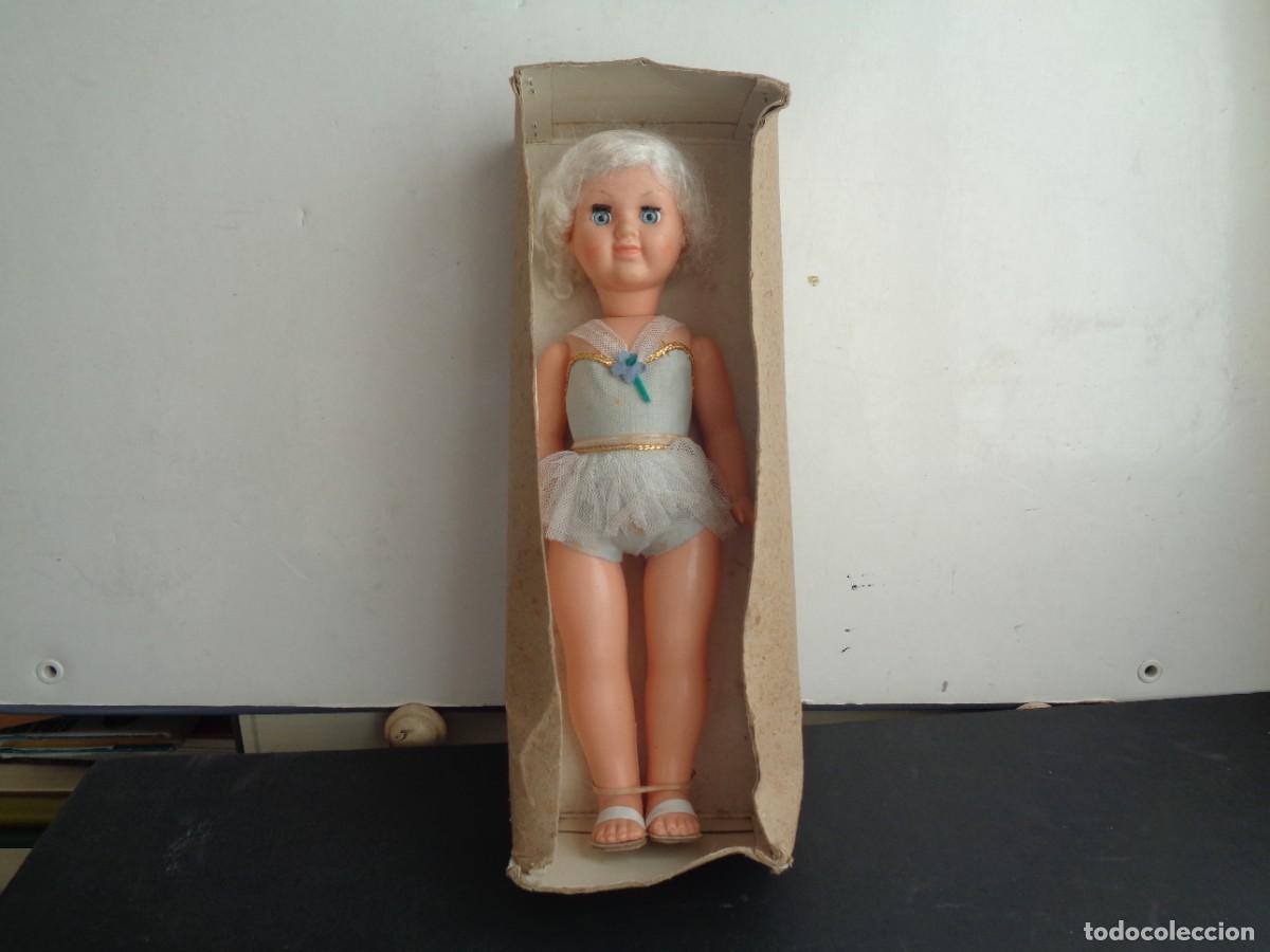 Mu&ntilde;ecas espa&ntilde;olas modernas: MU&Ntilde;ECA EN SU CAJA ORIGINAL - Foto 1