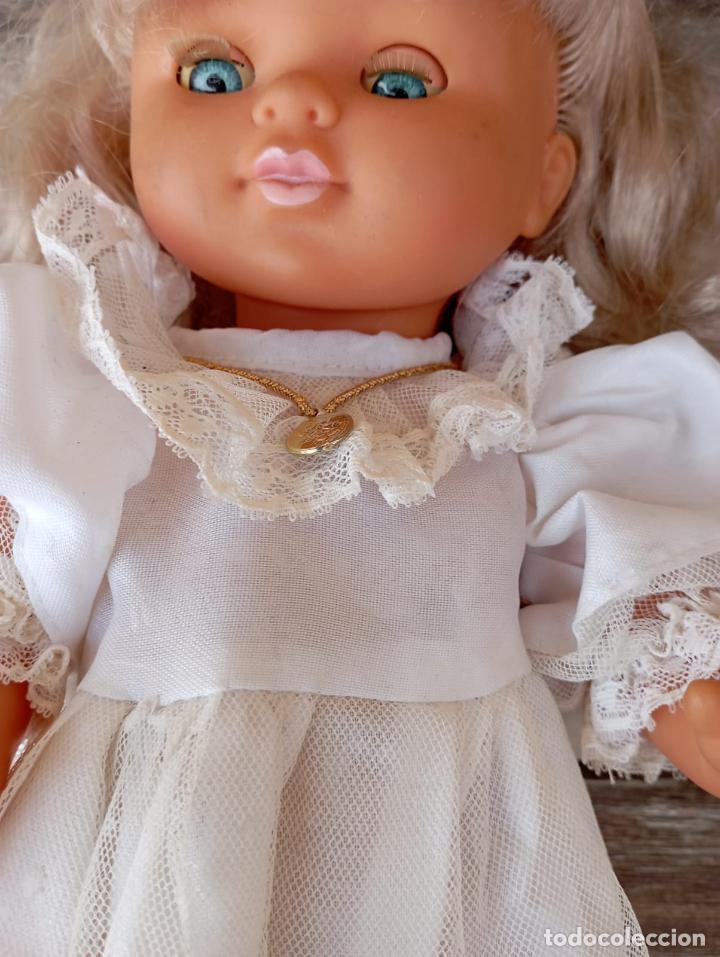 Mu&ntilde;ecas espa&ntilde;olas modernas: MU&Ntilde;ECA DE COMUNION DE LA MARCA B B MINISON MADE IN SPAIN. - Foto 4