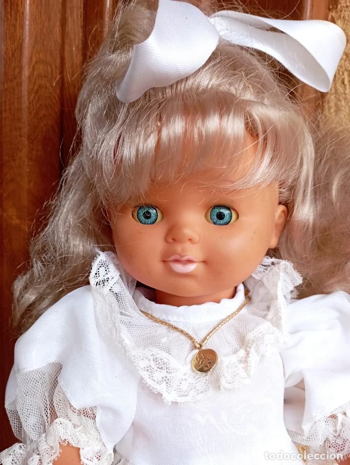 Mu&ntilde;ecas espa&ntilde;olas modernas: MU&Ntilde;ECA DE COMUNION DE LA MARCA B B MINISON MADE IN SPAIN. - Foto 7
