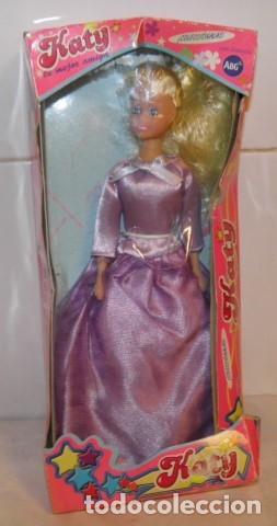 Mu&ntilde;ecas espa&ntilde;olas modernas: KATY,RUBIA,CAJA ORIGINAL - Foto 2