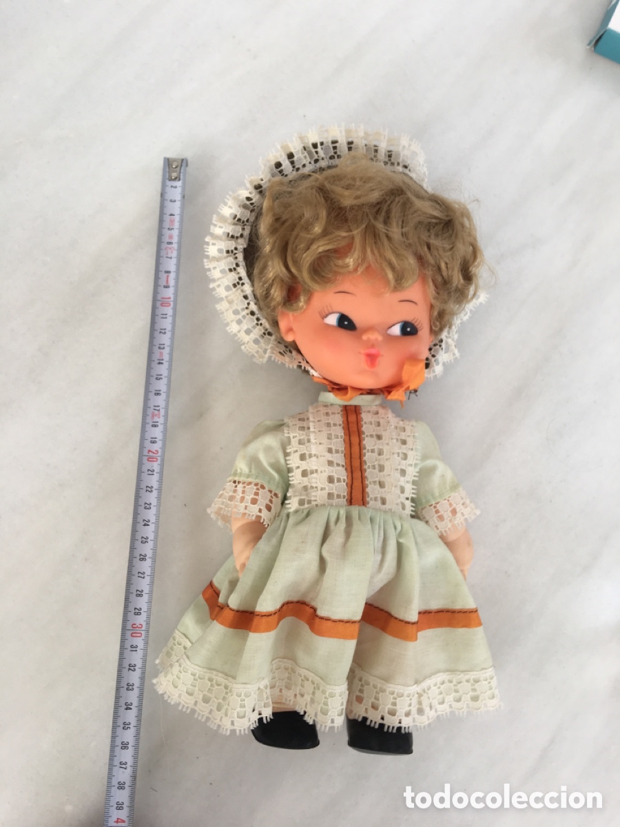 Mu&ntilde;ecas espa&ntilde;olas modernas: Mu&ntilde;eca Antigua con vestido y gorro - Foto 4