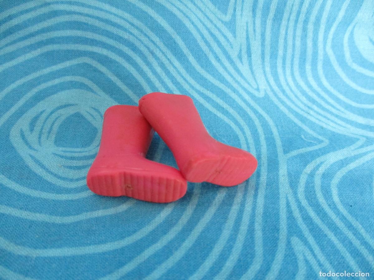 Mu&ntilde;ecas espa&ntilde;olas modernas: CHABEL,BOTAS CONJUNTO LLUVIA ROSA - Foto 10